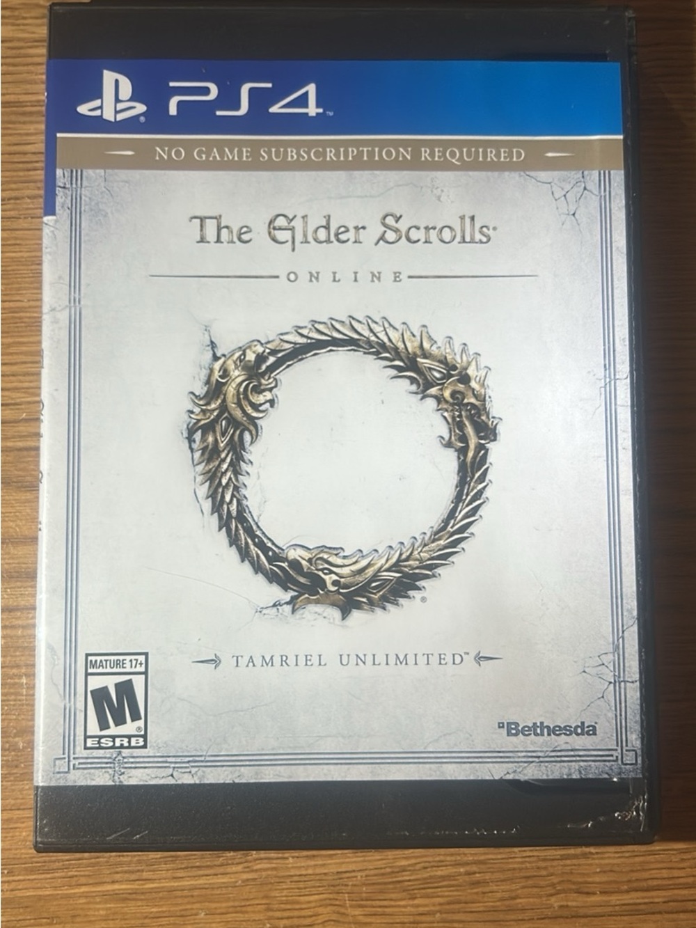 The Elder Scrolls Online: Tamriel Unlimited - PS4 by Bethesda (White & Gold)